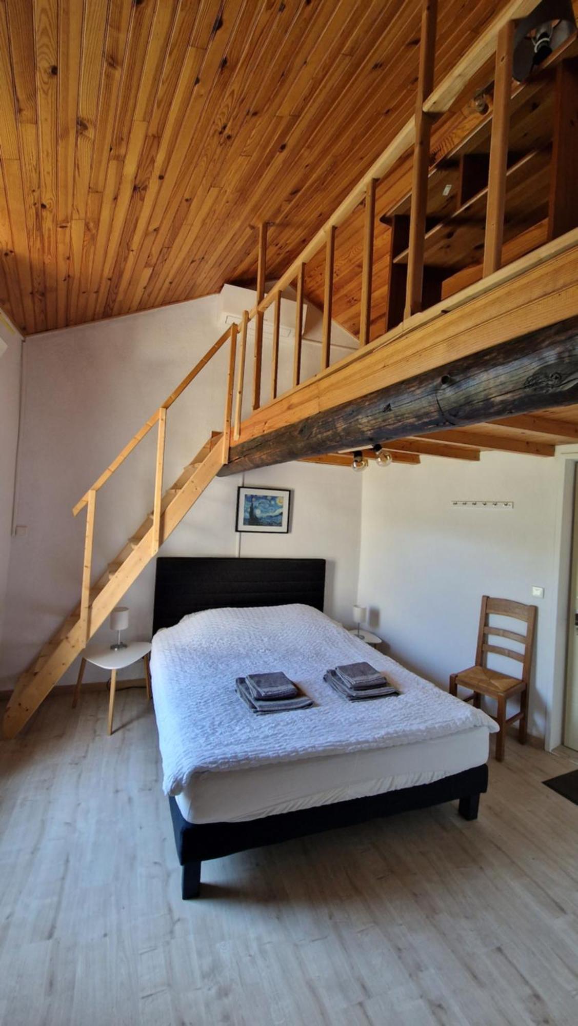 Chambre Mezzanine Вакерас Екстериор снимка